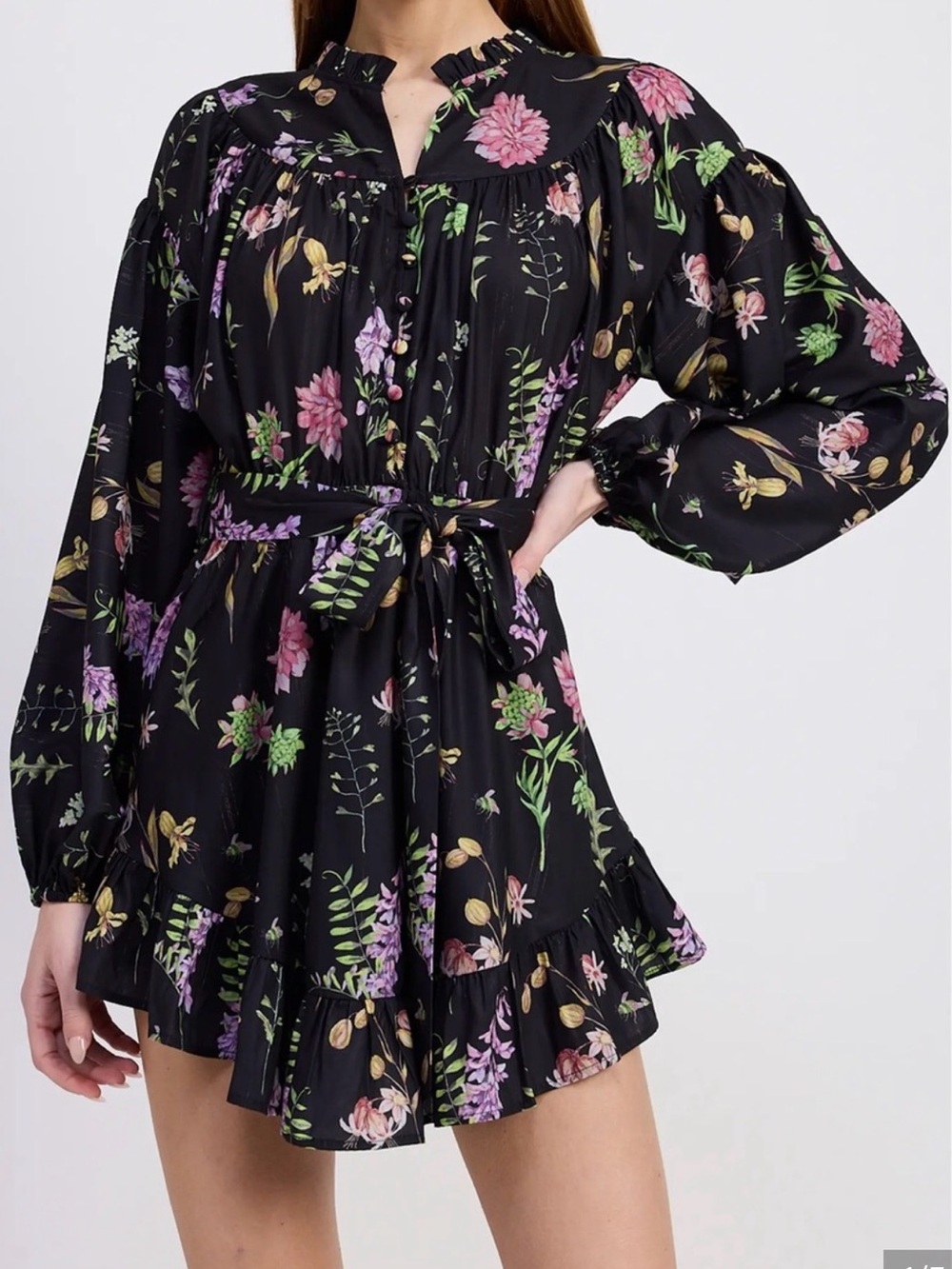 NWOT En Saison Black Long-Sleeve Ruffle Mini Dress size Medium